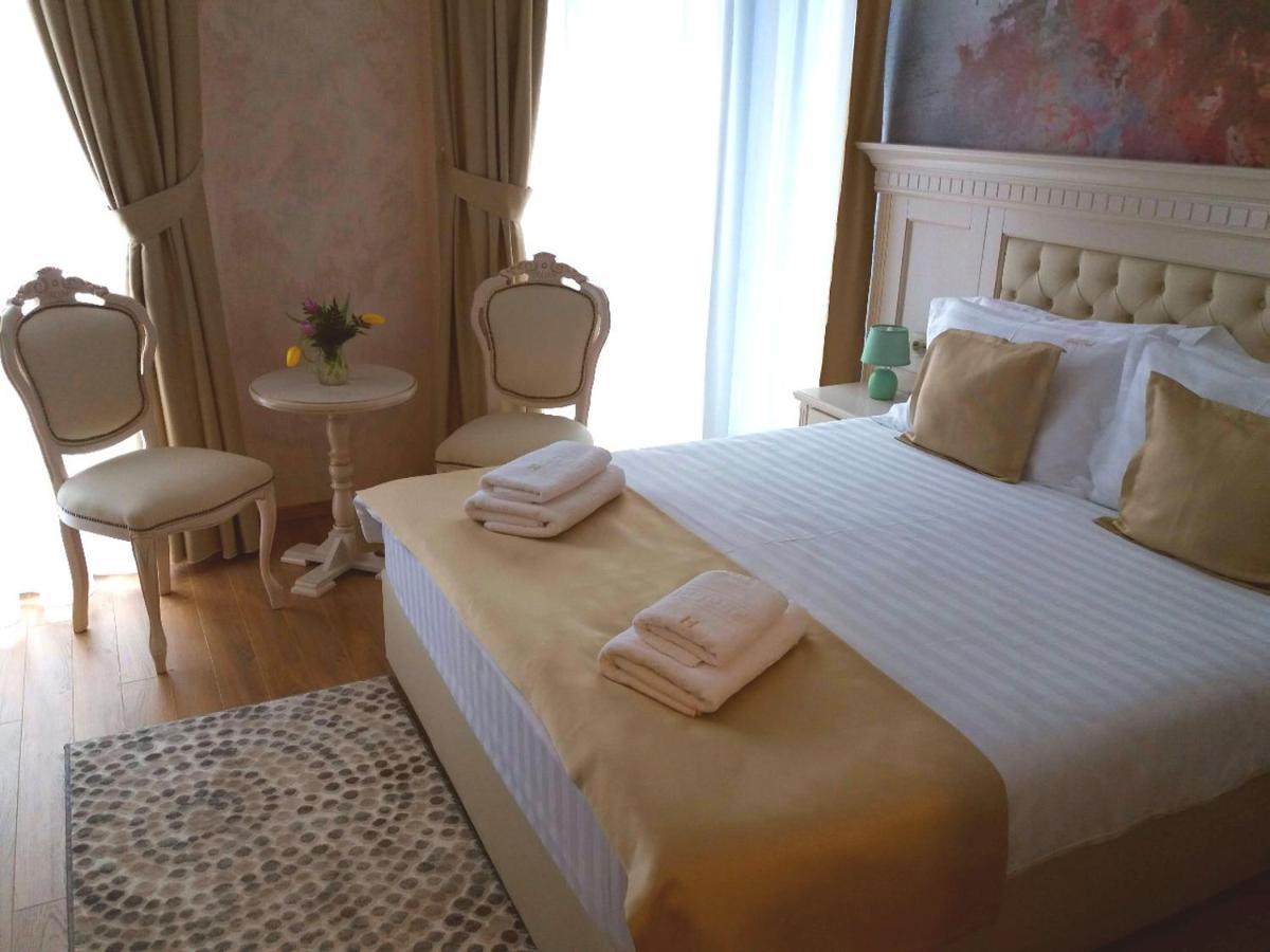 Park Luxury Rooms Predeal Exterior foto